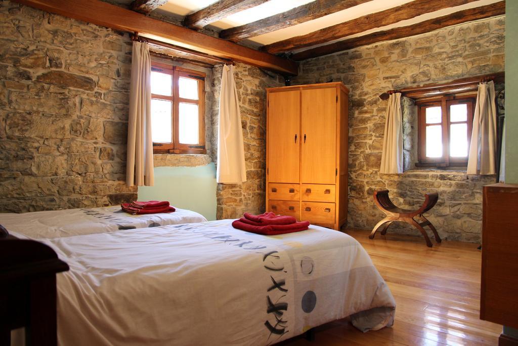 Casa Rural Ardantzena Ardaiz Rum bild