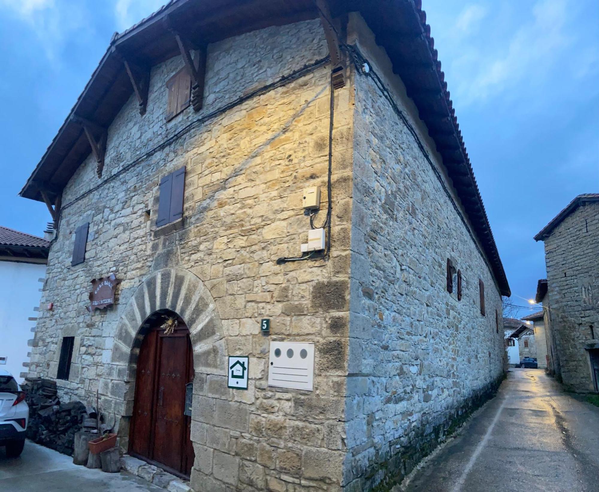 Casa Rural Ardantzena Ardaiz Exteriör bild